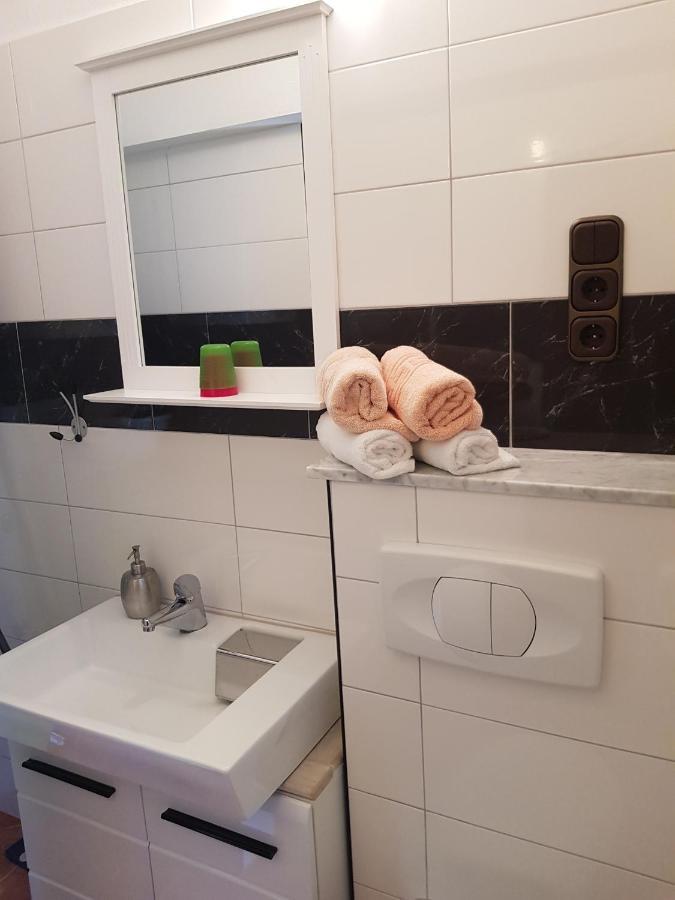 Hana Umago Esterno foto